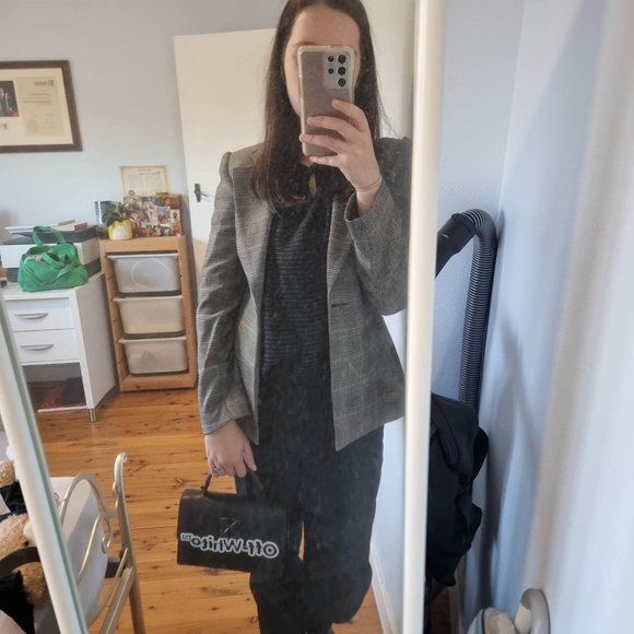 OFF-WHITE Jitney 1.4 Printed Leather Tote Bag in Black - Picture 9 of 9